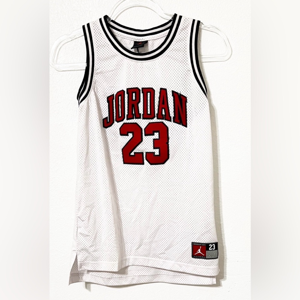 Jordan Boys White and Red Basketball Jersey Size on Label  12-13 years old